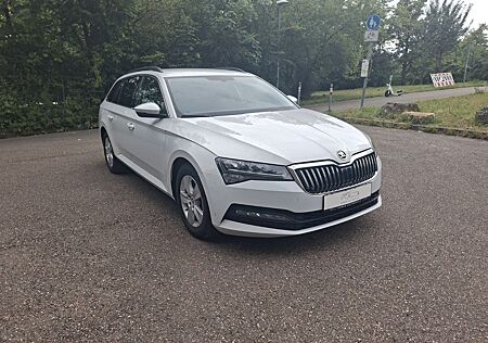 Skoda Superb COMBI 2.0 TDI DSG
