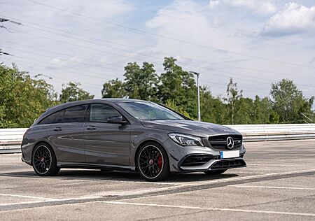 Mercedes-Benz CLA 45 AMG Shooting Brake Mercedes-AMG CLA 4...