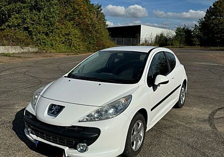 Peugeot 207 Filou 95 VTi Filou