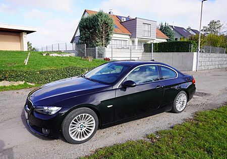 BMW 325i Coupe | 3L 6 Zylinder | Schalter