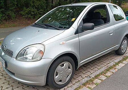 Toyota Yaris 1.3 VVT-i 1.Hd. Autom. org. 41"km Lesen!!