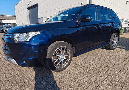 Mitsubishi Outlander ClearTec Invite 2WD