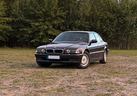 BMW 740i e38 Oldtimer
