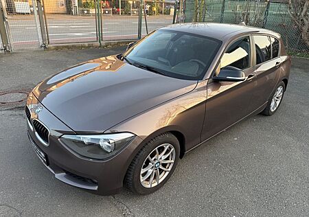 BMW 116 d Efficient Dynamics Edit | SHZ | GARANTIE |
