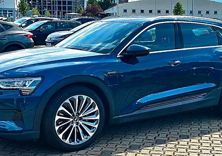 Audi e-tron 50 quattro advanced
