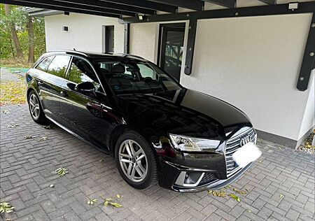 Audi A4 35 TDI S tronic Avant S-line