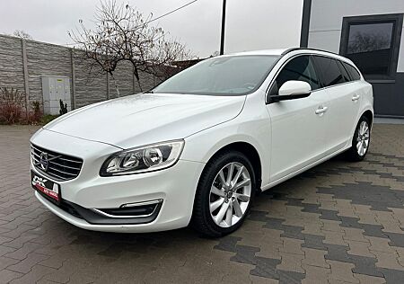 Volvo V60 D4 Summum LED Navi Klima Sensor