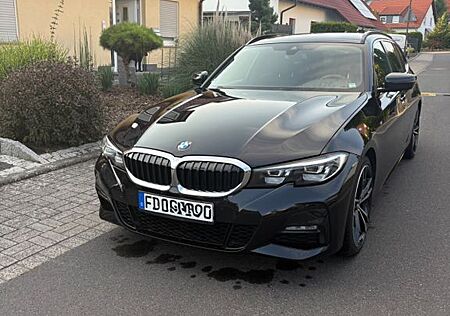 BMW 320d Touring M Sport Automatik M Sport