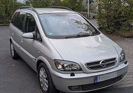 Opel Zafira 1.8 Njoy mit Style-Paket Njoy mit Sty...