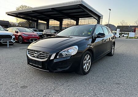 Volvo V60 Kinetic 188 Tkm