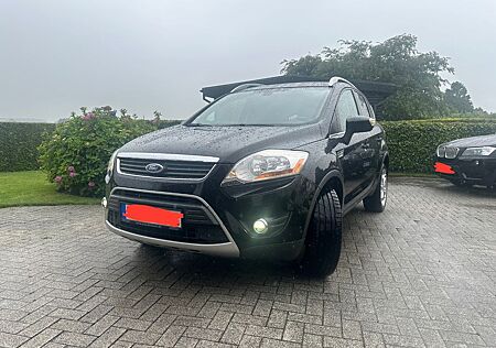 Ford Kuga 2,0 TDCi 4x4 120kW Titanium PowerShift ...