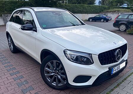 Mercedes-Benz GLC 220 d 4MATIC AMG Line Autom. Luxury-Line