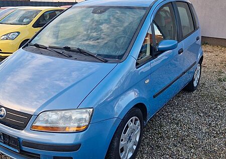 Fiat Idea 1.4 16V Dynamic Klima*EFH*ZV+FB TÜV -NEU