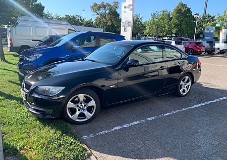 BMW 320i Coupé