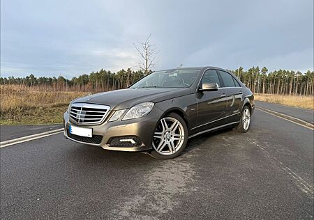 Mercedes-Benz E 350 CGI AVANTGARDE Xenon Standheiz. ACC AMG