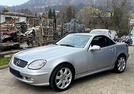 Mercedes-Benz SLK 320