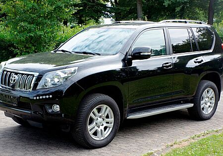 Toyota Land Cruiser 3.0 D-4D TEC-Edition Automatik,