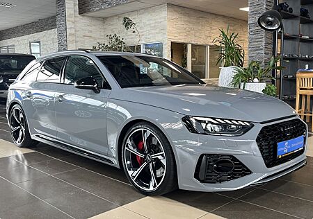 Audi Quattro RS 4 2.9 TFSI Bang&Olufsen AHK MMI-Navi