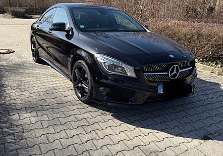 Mercedes-Benz CLA 220 CDI AMG Line AMG Line