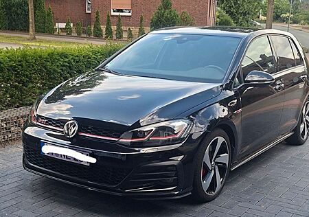 VW Golf Volkswagen 2.0 TSI DSG GTI Performance GTI Performance