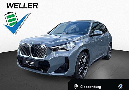 BMW iX1 xDrive30 M Sport HUD RFK PaAss LED H/K AHK