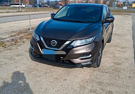 Nissan Qashqai 1.3 DIG-T N-CONNECTA N-CONNECTA