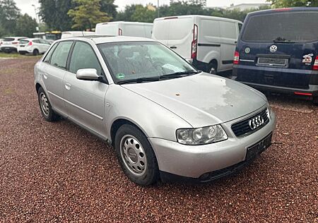 Audi A3 1.6 Ambiente