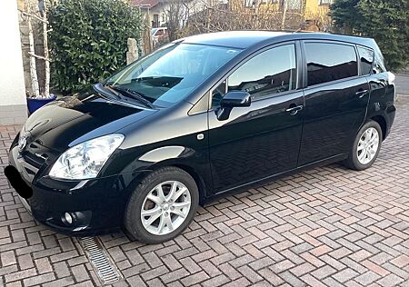 Toyota Corolla Verso 2.2-l-D-4D - 7-Sitzer - 1.Hd.