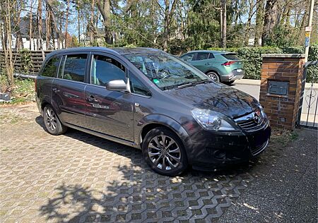 Opel Zafira 1.8 INNOVATION INNOVATION