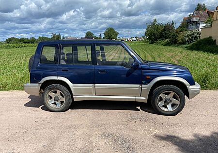 Suzuki Vitara 2.0 V 6 Allrad/5 Türig lang/ Tüv 3/2025