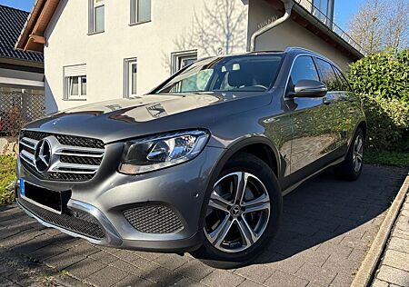 Mercedes-Benz GLC 250 d 4MATIC Autom. - AHK, top Zustand