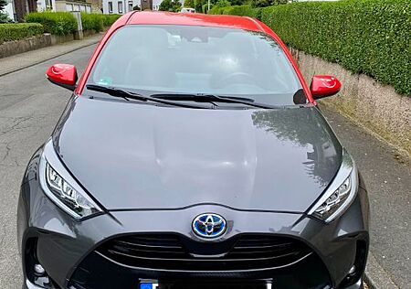 Toyota Yaris 1.5-l-VVT-i Hybrid CVT Tokyo Spirit To...