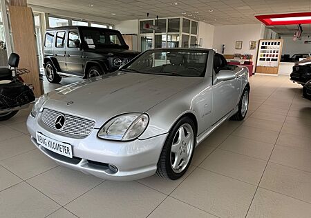 Mercedes-Benz SLK 230 KOMPRESSOR /AMG Paket/sehr gepflegt/rot