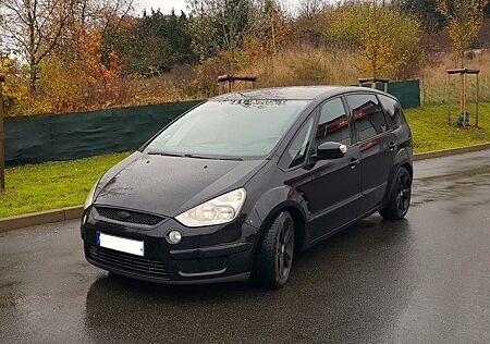 Ford S-Max 2,0 TDCi 103kW DPF Ambiente Ambiente