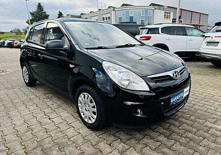 Hyundai i20 Classic+Tüv Neu+Service Neu+Kette Neu+