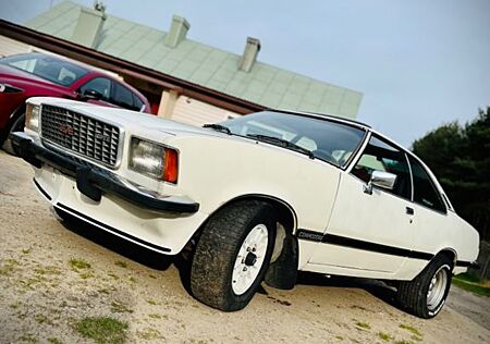 Opel Commodore B Coupé 2.8 GS/E
