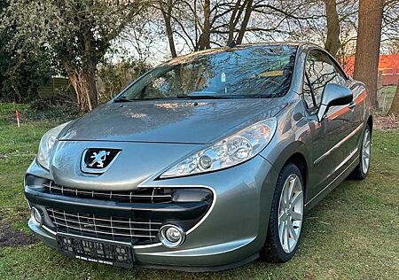 Peugeot 207 CC Roland Garros 150 THP Roland Garros