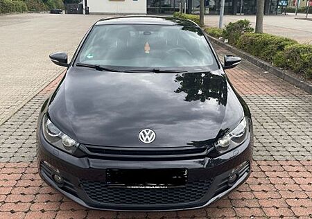 VW Scirocco Volkswagen 2.0 TSI DSG -