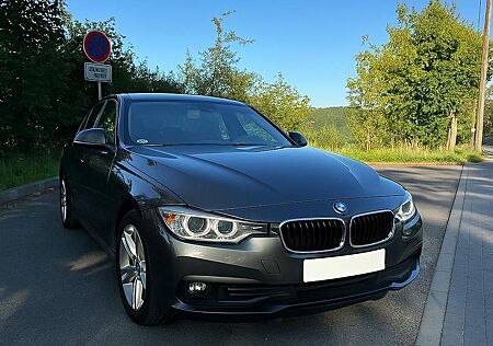 BMW 320i F30 Sport Line - 184PS - Mineralgrau