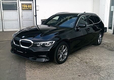 BMW 320 320dxDrive Sport Line Hi-Fi Standheizung AHK