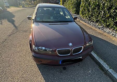 BMW 320i -