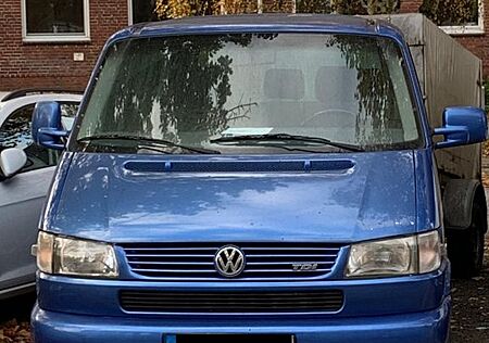 VW T4 Multivan Volkswagen Atlantis 2,5T DI 102 PS