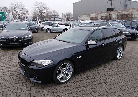BMW M550d xDrive, Leder Navi Connected Harman Xenon