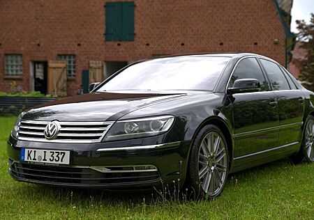 VW Phaeton Volkswagen 3.0 V6 TDI 4MOTION Tiptronic 5-Sitzer -