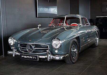 Mercedes-Benz 300 SL Gullwing Replica