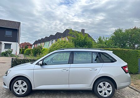 Skoda Fabia KOMBI COMBI 1.0l 55 KW 75 PS TÜV & AU NEU