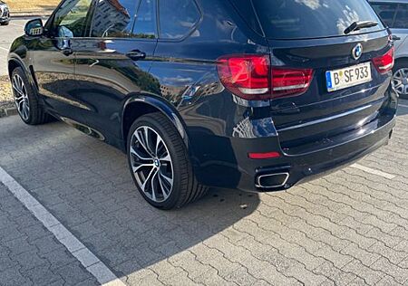 BMW X5 xDrive30d - 21 Zoll M