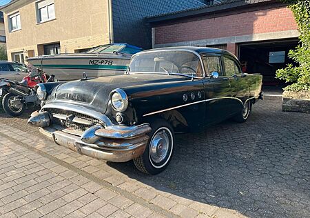 Buick 1955 Special 4 Door Sedan 264 Nailhead Schweiz