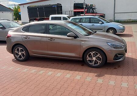 Hyundai i30 1.5 T-GDI Hybrid Prime DCT Fastback Prime
