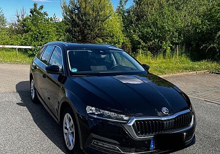 Skoda Octavia 1.0 TSI FIRST EDITION COMBI FIRST ED...